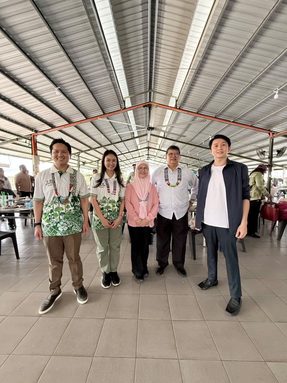 Honoured Visit from YBs at Datuk Yap's Fish Farm
